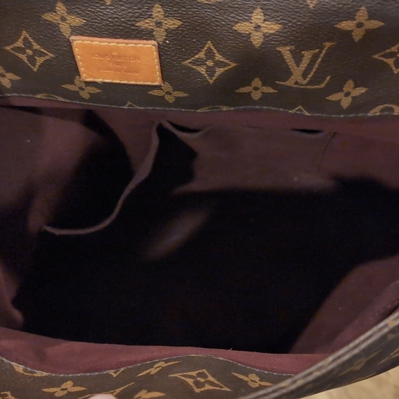 Authentic Louis Vuitton Monogram Melie Hobo Bag - Picture 6 of 11